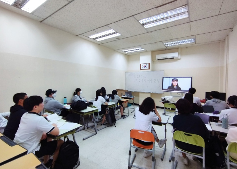 중고등 전교학생회장 및 부회장 선거, 학교폭력 예방 교육 실시