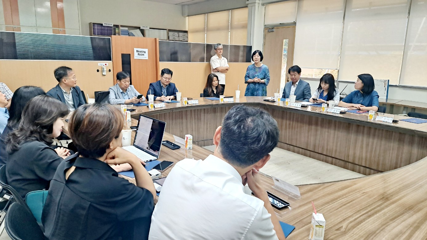 경기도교육청 AI-디지털활용 교육 및 교원 역량 강화 국외 연수단 방문