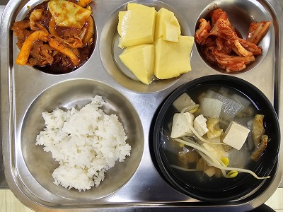 9.10:쌀밥,북어콩나물국,오징어목살볶음,계란찜,배추김치