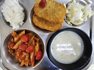5.30:쌀밥,크림스프,미트펜네파스타,해쉬브라운&케찹,양배추피클