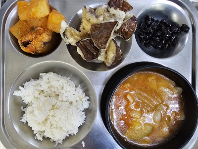 7.14:쌀밥,김치수제비국,고등어무조림,가지튀김,콩자반