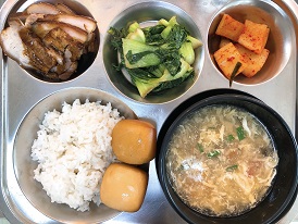 12.6:보리밥,토마토달걀탕,동파육,청경채볶음,깍두기,미니만토우&연유
