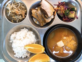8.29:보리밥,청국장찌개,동파육,햄숙주볶음,중국식오이무침,오렌지