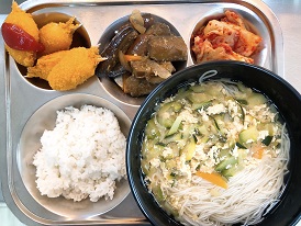 6.23:쌀밥,잔치국수,집게맛살튀김&케찹,가지무침,배추김치