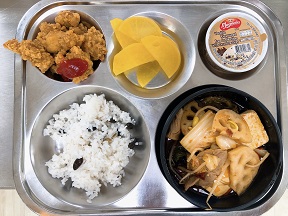 10.11:검정콩밥,마라탕,팝콘치킨&케찹,단무지,아이스크림